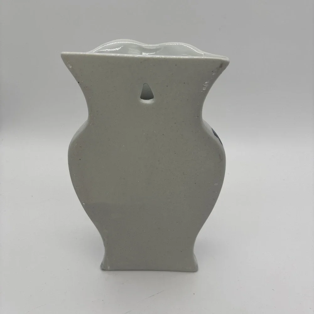 Chinoserie Vintage Blue And White Wall Hanging Vase